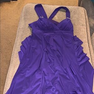 Beautiful dress, never wear